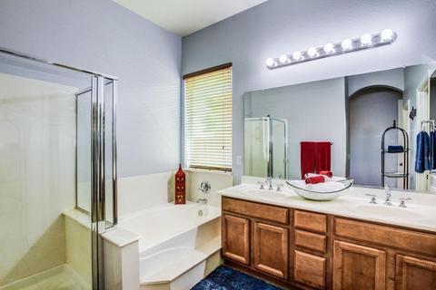 2966 S Colonial St, Gilbert, AZ 85295 photo 26