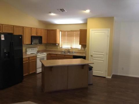 750 Eagle Ln, Gilbert, AZ 85296 photo 3