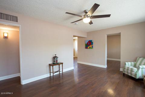 1704 E Mitchell Dr, Phoenix, AZ 85016 photo 2