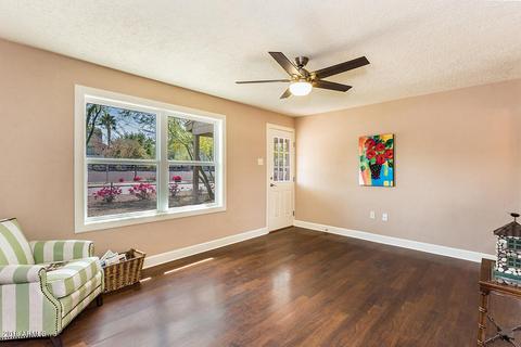 1704 E Mitchell Dr, Phoenix, AZ 85016 photo 3