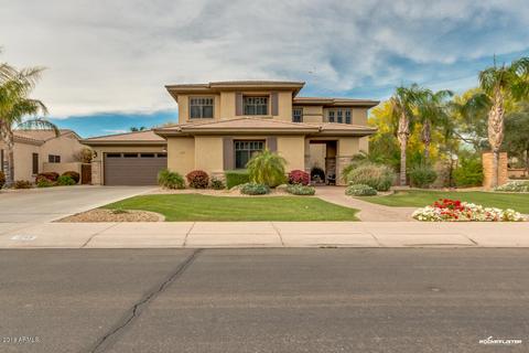 1266 E Canary Dr, Gilbert, AZ 85297 photo 1