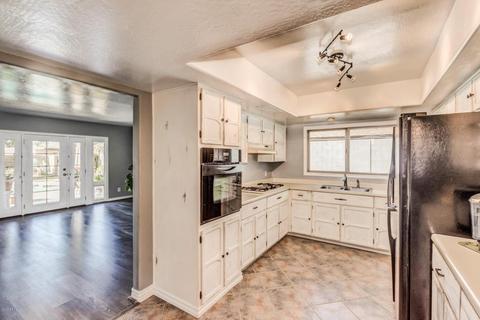3221 E Corrine Dr, Phoenix, AZ 85032 photo 8