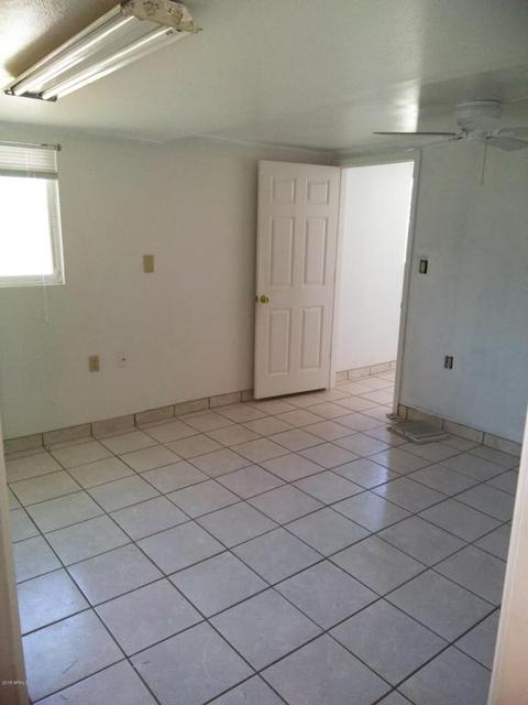 922 E Cinnabar Ave, Phoenix, AZ 85020 photo 4