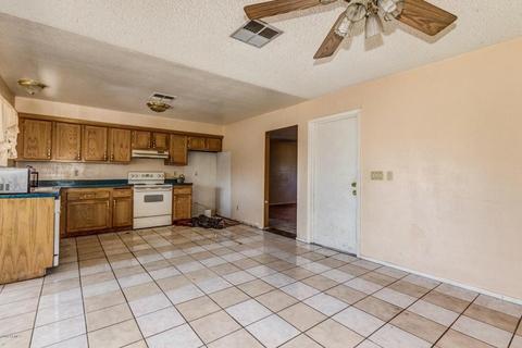 2545 E Intrepid Ave, Mesa, AZ 85204 photo 8