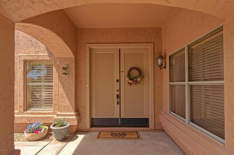 4116 E Robin Ln, Phoenix, AZ 85050 photo 6