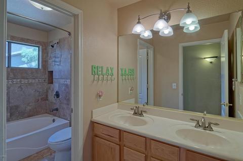 4116 E Robin Ln, Phoenix, AZ 85050 photo 26