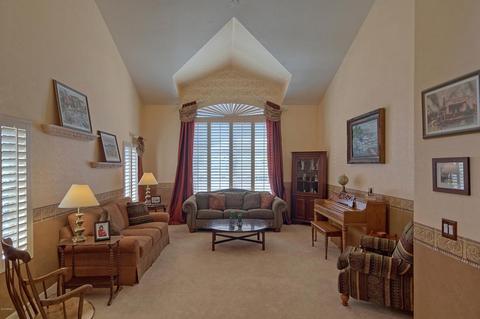 4116 E Robin Ln, Phoenix, AZ 85050 photo 8