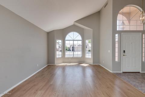 1452 S Vine St, Gilbert, AZ 85233 photo 4