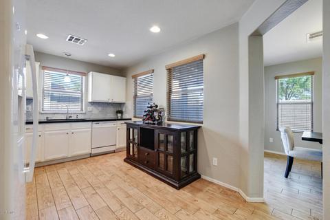 2620 E Megan St, Gilbert, AZ 85295 photo 9