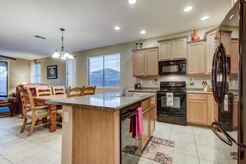 2647 E Clifton Ave, Gilbert, AZ 85295 photo 3