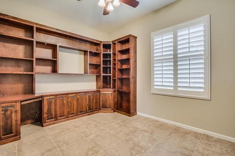 624 E Hampton Ct, Gilbert, AZ 85295 photo 21