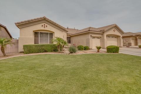 624 E Hampton Ct, Gilbert, AZ 85295 photo 2