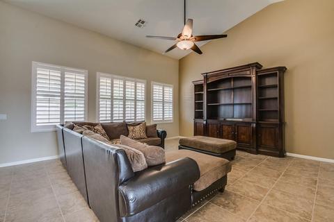624 E Hampton Ct, Gilbert, AZ 85295 photo 6