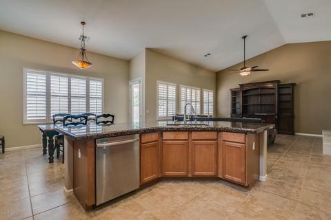 624 E Hampton Ct, Gilbert, AZ 85295 photo 14