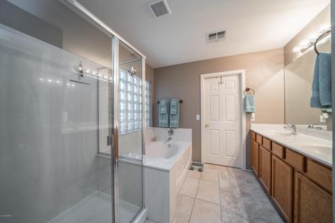 4198 E Rainbow Dr, Gilbert, AZ 85297 photo 3