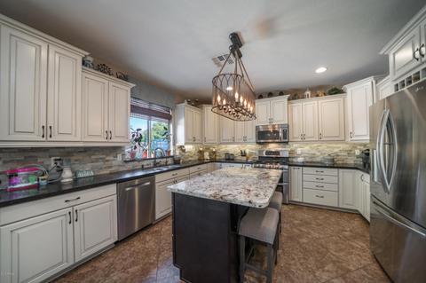 4198 E Rainbow Dr, Gilbert, AZ 85297 photo 1
