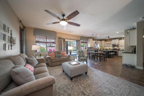 4198 E Rainbow Dr, Gilbert, AZ 85297 photo 2