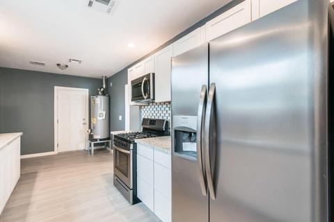 1335 E Clarendon Ave, Phoenix, AZ 85014 photo 8