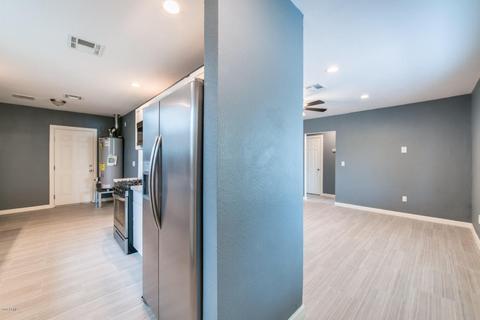 1335 E Clarendon Ave, Phoenix, AZ 85014 photo 5