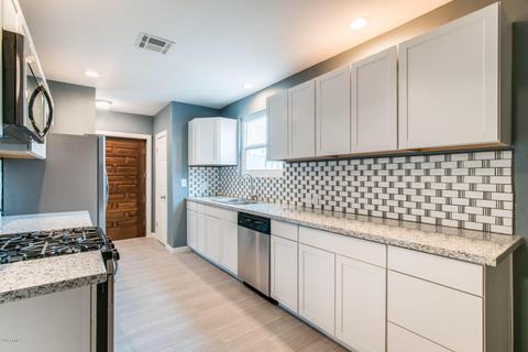 1335 E Clarendon Ave, Phoenix, AZ 85014 photo 9