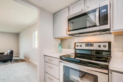 913 E Lamplighter Ln, Tempe, AZ 85283 photo 14