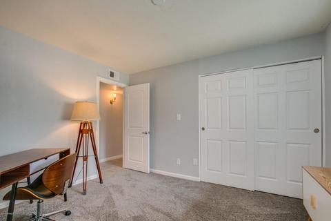 913 E Lamplighter Ln, Tempe, AZ 85283 photo 25