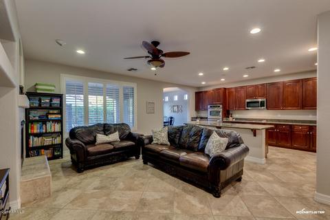 1678 E Indigo St, Gilbert, AZ 85298 photo 9