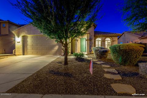 1678 E Indigo St, Gilbert, AZ 85298 photo 2