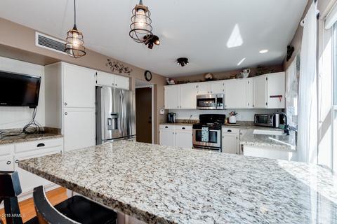 638 S Surfside Dr, Gilbert, AZ 85233 photo 6