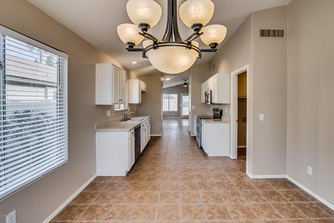 2207 E Arabian Dr, Gilbert, AZ 85296 photo 6