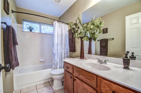 4241 E Desert Ln, Gilbert, AZ 85234 photo 34