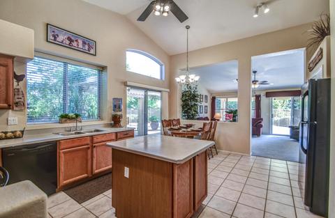4241 E Desert Ln, Gilbert, AZ 85234 photo 16
