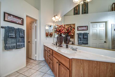 4241 E Desert Ln, Gilbert, AZ 85234 photo 25
