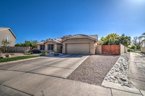 4241 E Desert Ln, Gilbert, AZ 85234 photo 3