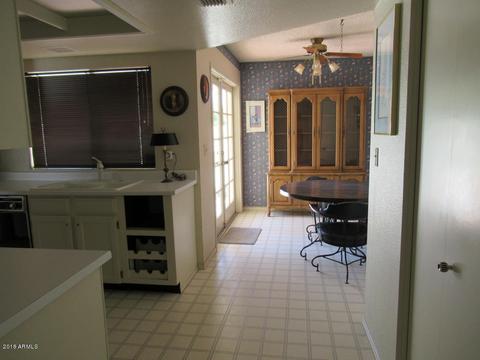 109 Echo Ln, Phoenix, AZ 85020 photo 3