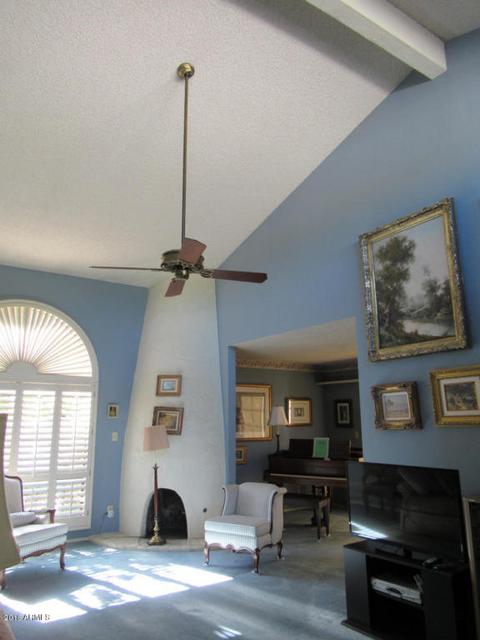 109 Echo Ln, Phoenix, AZ 85020 photo 19