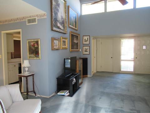 109 Echo Ln, Phoenix, AZ 85020 photo 10