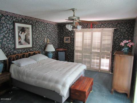109 Echo Ln, Phoenix, AZ 85020 photo 14