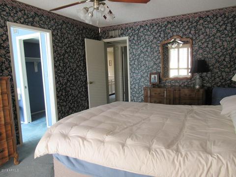 109 Echo Ln, Phoenix, AZ 85020 photo 18