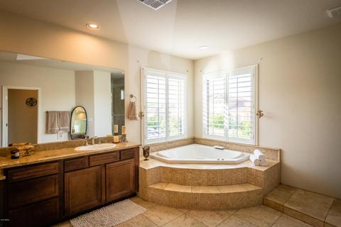 3660 E Adobe Dr, Phoenix, AZ 85050 photo 21
