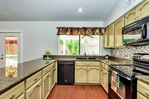 209 E Paradise Ln, Phoenix, AZ 85022 photo 13
