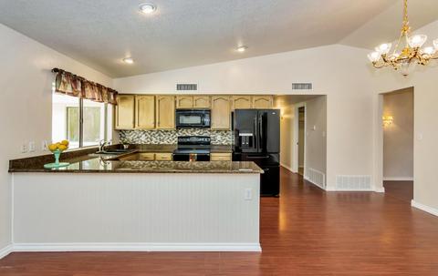 209 E Paradise Ln, Phoenix, AZ 85022 photo 12