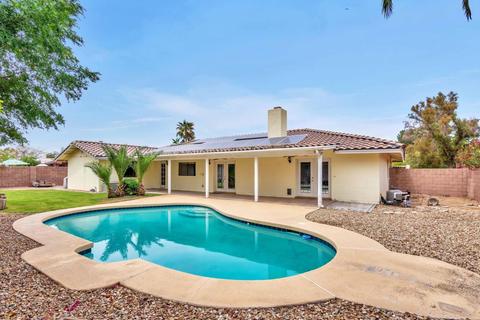 209 E Paradise Ln, Phoenix, AZ 85022 photo 2