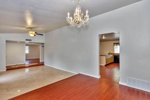 209 E Paradise Ln, Phoenix, AZ 85022 photo 4