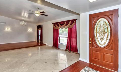 209 E Paradise Ln, Phoenix, AZ 85022 photo 3