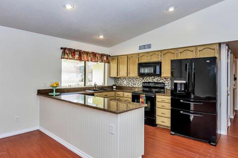 209 E Paradise Ln, Phoenix, AZ 85022 photo 10