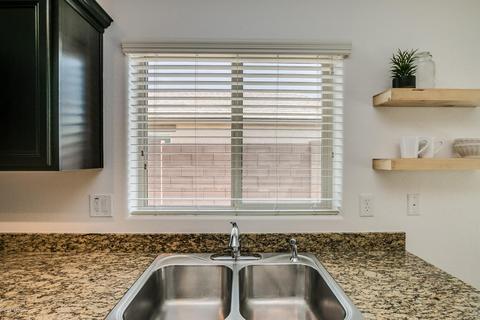 2059 E Lindrick Dr, Gilbert, AZ 85298 photo 11