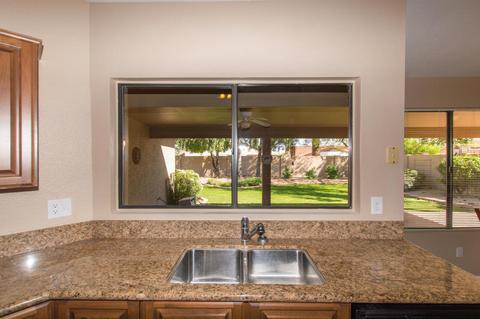 4101 E Thistle Landing Dr, Phoenix, AZ 85044 photo 8
