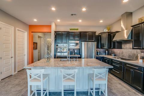 3844 E Rakestraw Ln, Gilbert, AZ 85298 photo 5
