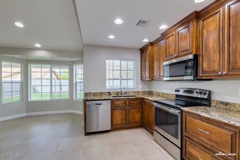 2302 E Leonora St, Mesa, AZ 85213 photo 8